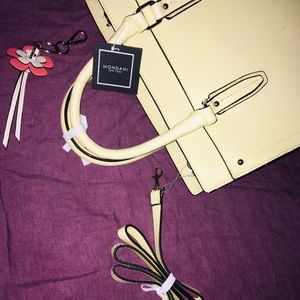MONDANI purse